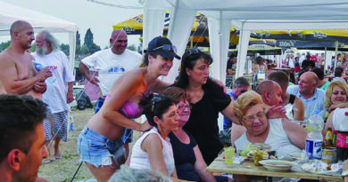 Péntektől Tanderbal Óbecsén Péntektől Tanderbal Óbecsén