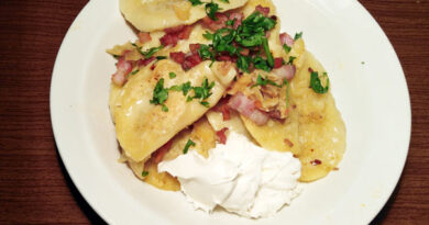 Pierogi, klasični poljski sa sirom i krompirom Pierogi, klasični poljski sa sirom i krompirom